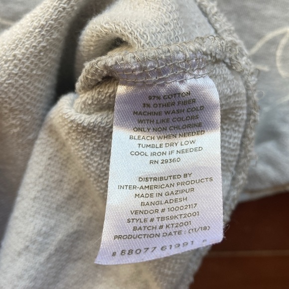 Dip Shark Sweatshirt 2T - Picture 4 of 6